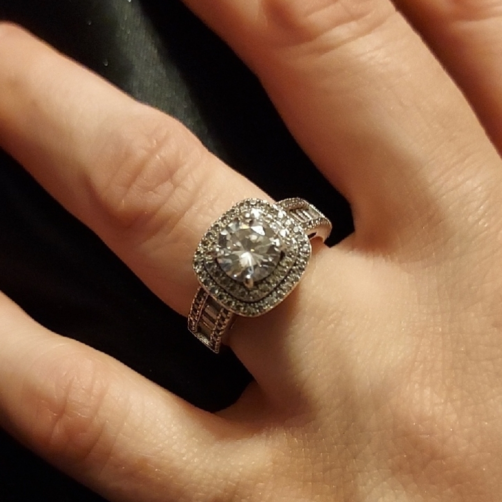 Elegant 925 Sterling Silver Diamond Ring